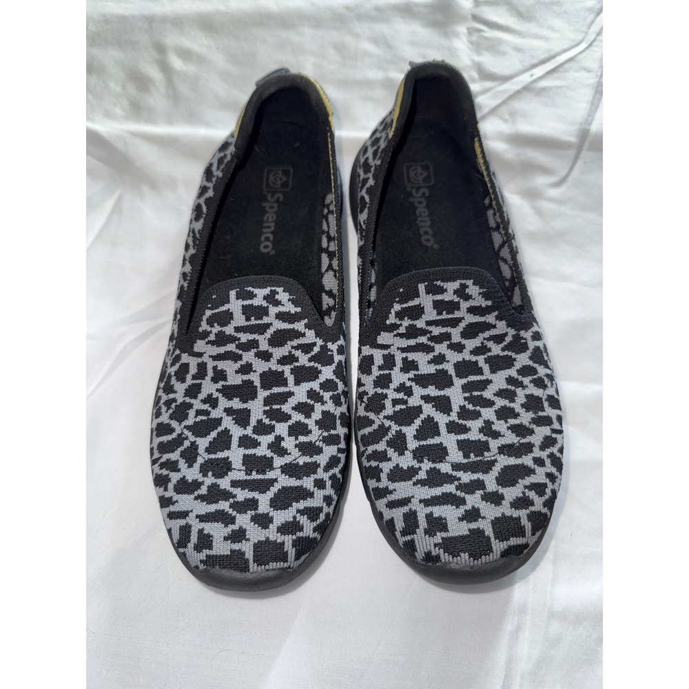 Spenco Women's Epic Stretch Giraffe slip On Shoes Comfort Animal Print